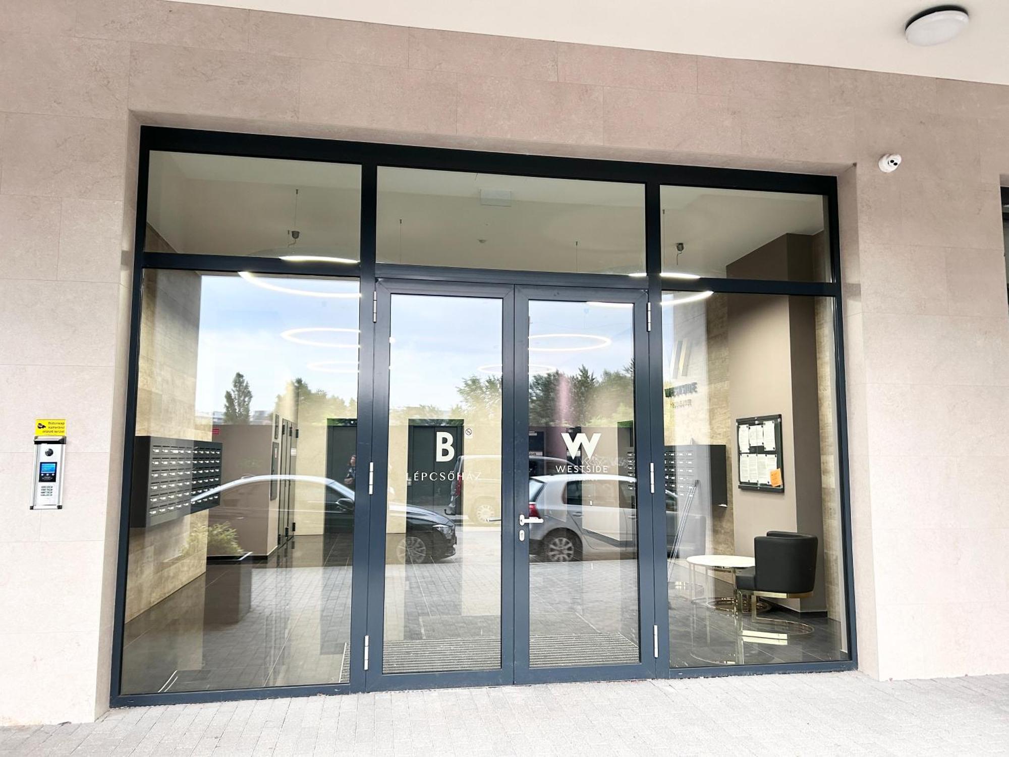 New 2022 Family&friends Downtown Ac 3br 2ba Free Parking Big Balcony Near Metro&train Station Self Check-in Apartament *