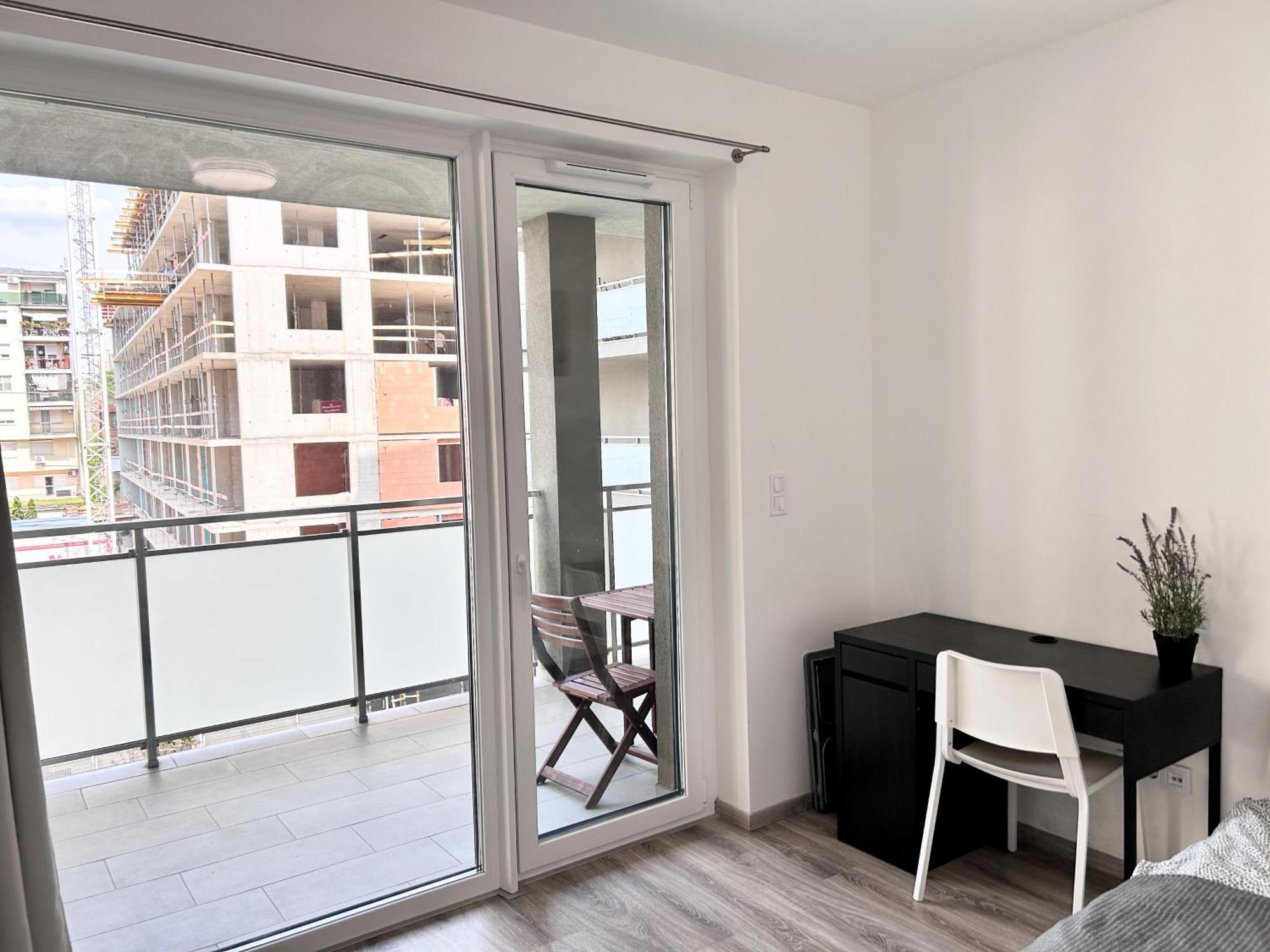 New 2022 Family&friends Downtown Ac 3br 2ba Free Parking Big Balcony Near Metro&train Station Self Check-in Apartament